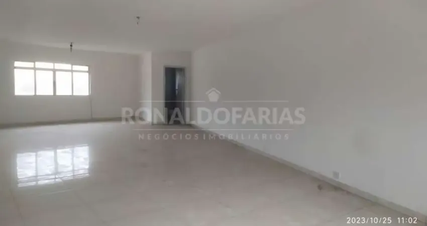 Sala comercial para locação com 80m²  na região do Jardim São Bernardo.