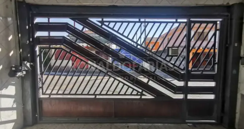 Vende-se 2 casas para renda, no mesmo terreno 2 quartos 1 vaga de carro para cada casa