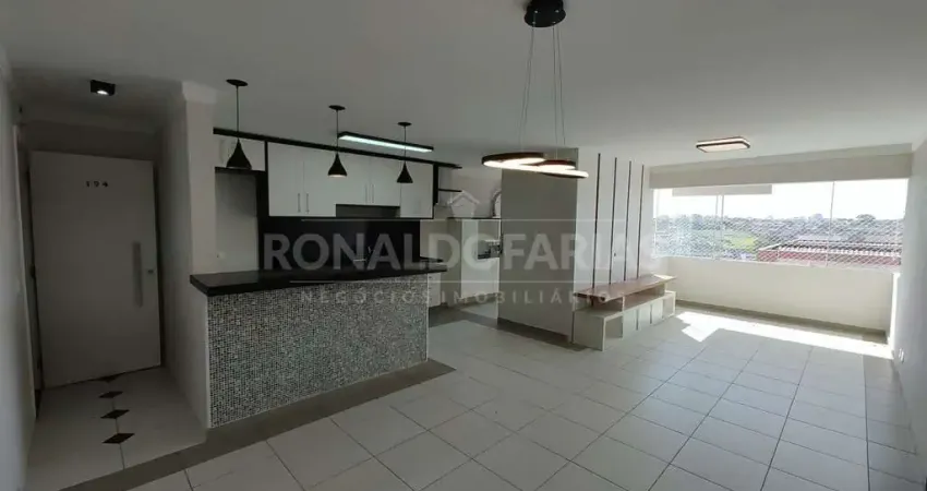 Apartamento a venda com 03 dormitórios sendo 01 suíte na região do Jardim Marajoara