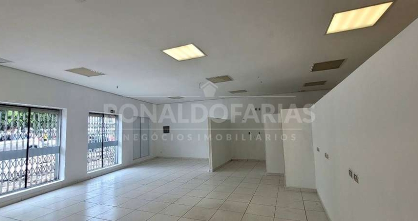 Conjunto comercial para locação com 305m² na região do Socorro.