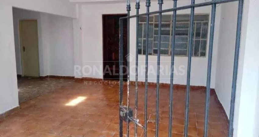 Sobrado a Venda no Grajau próximo ao BNH com 2 dormitórios e duas vagas de garagem