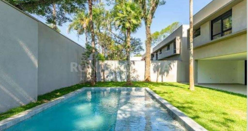 Casa à Venda em Condominíno Hipíca Max Garden com 4 Suítes 6 Vagas de Garagem