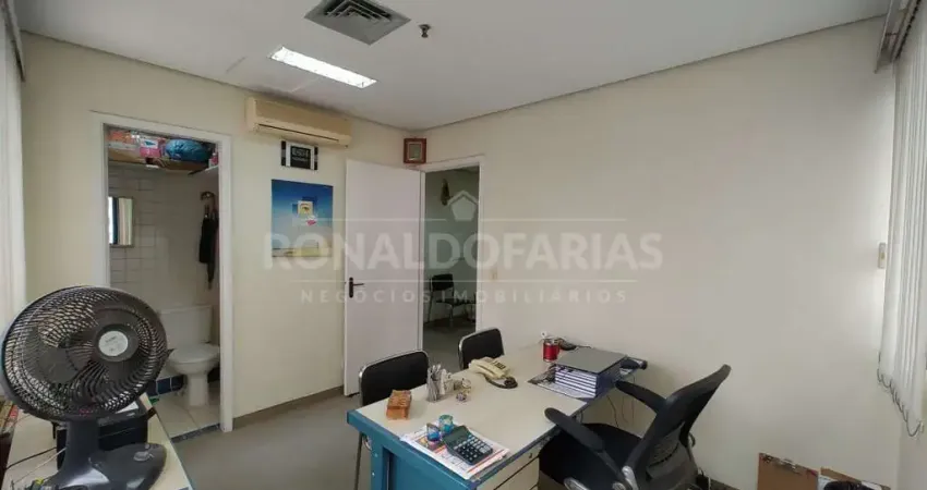 Casa comercial à venda na Avenida Vereador José Diniz, --, Santo Amaro, São Paulo