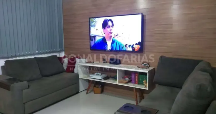 Casa com 2 quartos à venda na Rua Francisco de Assis Araújo, --, Jardim Santa Cruz (Campo Grande), São Paulo