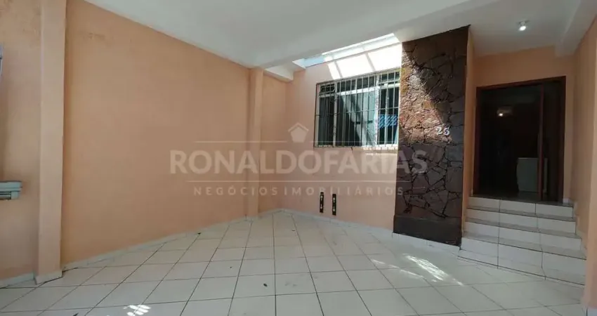 SOBRADO A VENDA NO JARDIM REPRESA, MUITO BEM CONSERVADO