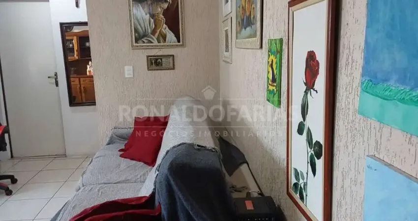 Apartamento a venda sendo dois quartos , sala dois amientes , 1 vaga de garagem.