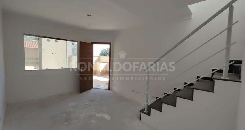 Sobrado a venda em condominio fechado com  03 dormitorios sendo 01 suite na regiao de Interlagos.