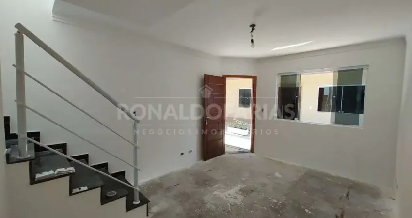 Sobrado a venda em condominio fechado com 02 suites na regiao de Interlagos.