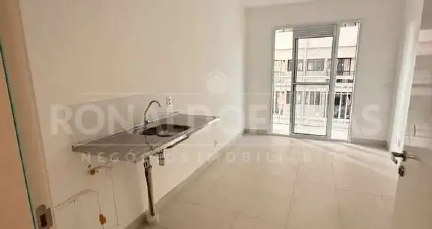 Apartamento para Locação com 32m²  2 Dormitórios e Varanda no Socorro