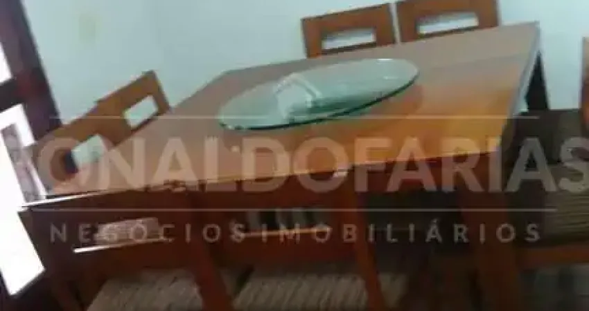 SOBRADO A VENDA , 4 DORMS  4 VAGAS,  REGIAO VILA SAO JOSE