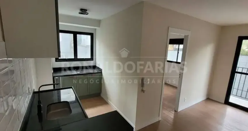 Apartamento a venda com 02 dormitorios na regaio do Campo Belo