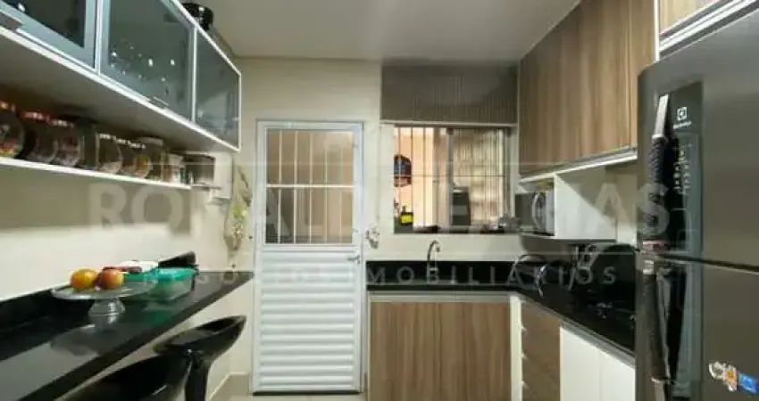 Casa Térrea a venda  2 Dormitórios 1 Suíte 2 vagas Cidade Dutra