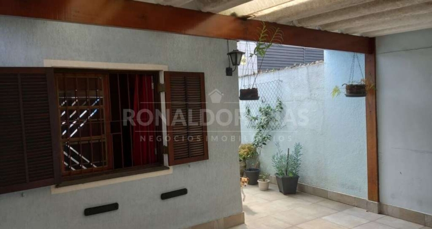 Casa a Venda no Veleiros com 3 Dormitorios 1 Suite e 2 Vagas de Garagem