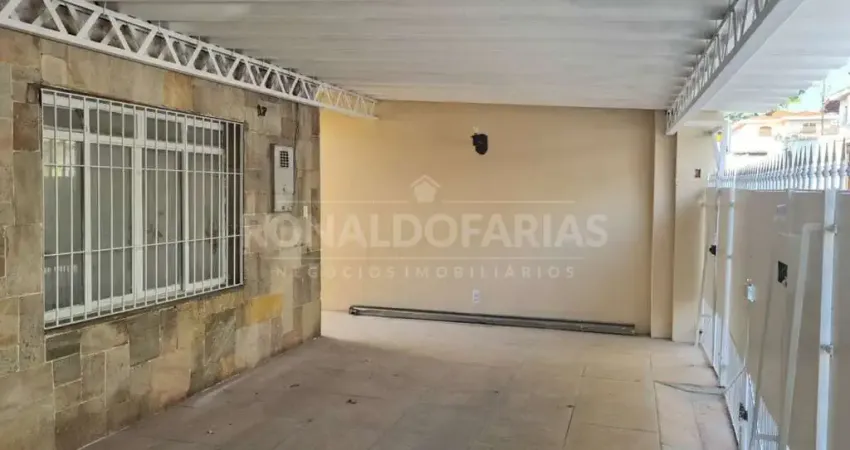 Casa para locação no Jardim Suzana com 2 quartos e duas vagas na garagem