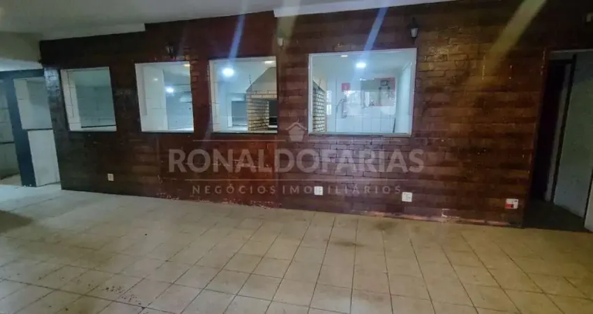 Predio comercial para locaçao com 304 m² e 02 pavimentos na regiao de interlagos