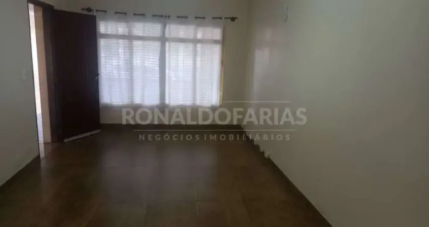 Casa com 3 quartos à venda na Rua das Paineiras, --, Jardim dos Lagos, São Paulo