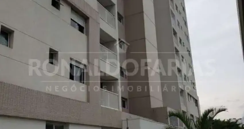 Apartamento com 4 quartos para alugar na Rua Professor Campos de Oliveira, --, Interlagos, São Paulo
