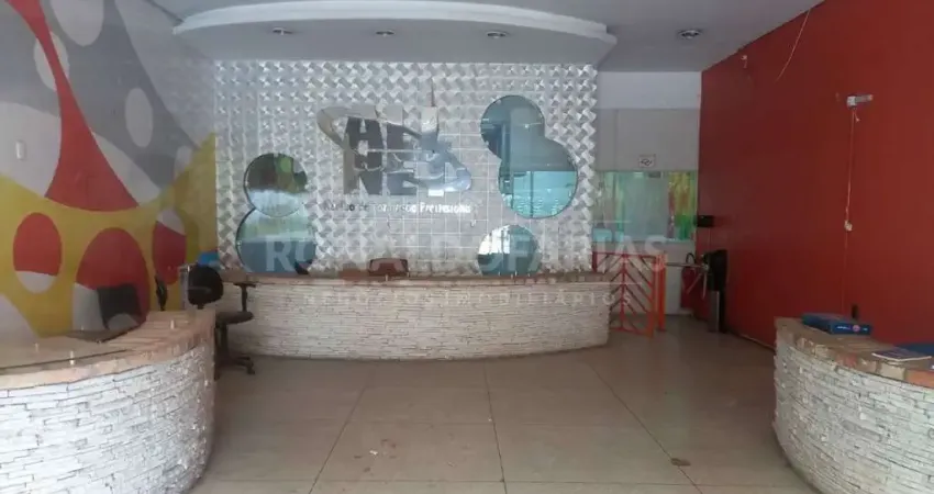 Prédio com 15 salas à venda na Rua Doutor Antônio Bento, --, Santo Amaro, São Paulo