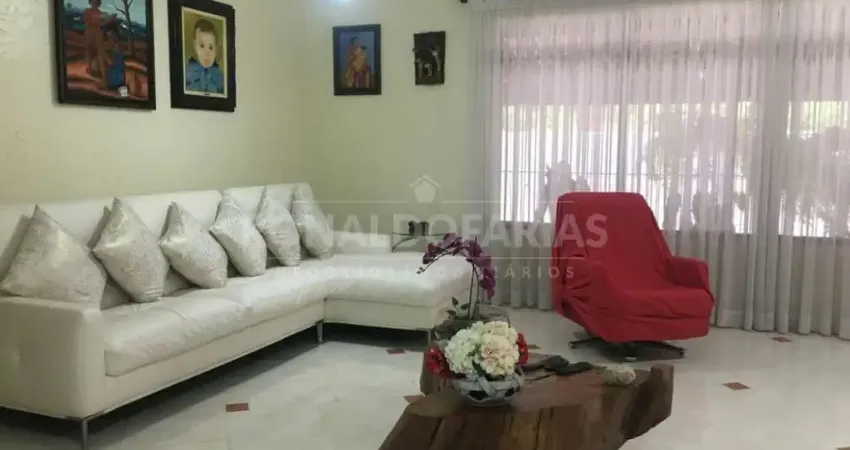 Casa terrea a venda em interlagos, 3 dormitorios, 1 suite 4 vagas