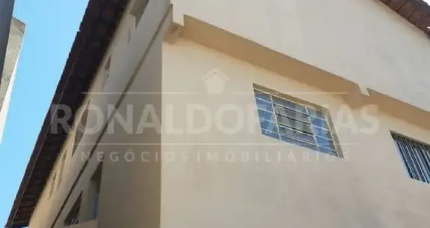 Sobrado à venda no Jardim São Bernardo com 3 dormitórios e 2 vagas