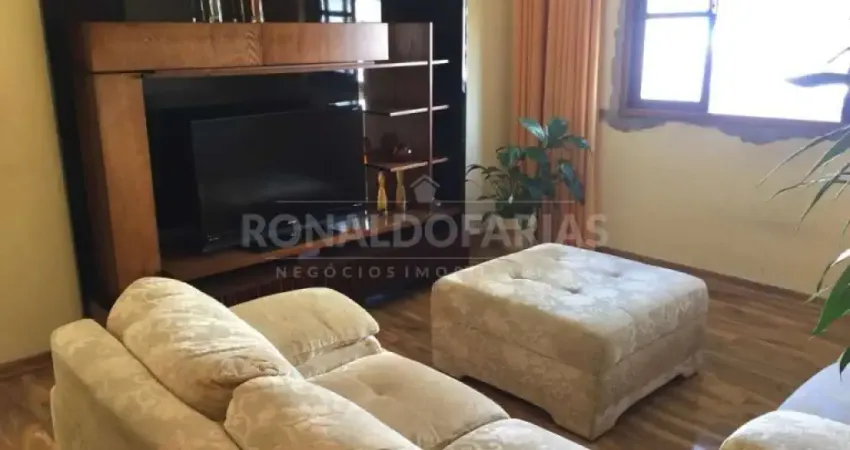 Sobrado a venda com 02 dormitorios e um salao comercial na parte de baixo na regiao do socorro