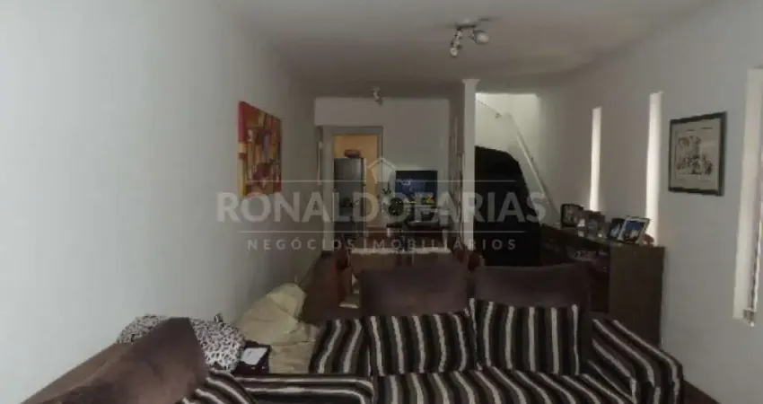 Sobrado a venda com 03 dormitórios sendo 01 suíte em interlagos