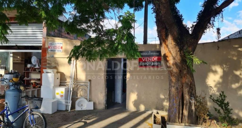 Casa com 2 quartos à venda na Avenida Francisco de Carvalho, --, Veleiros, São Paulo