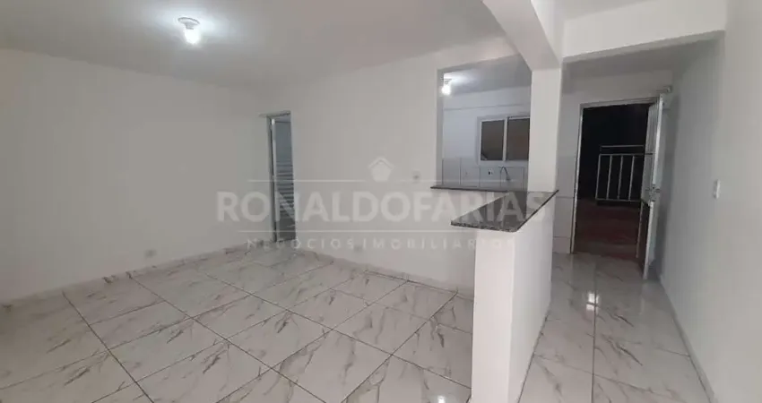 Casa com 2 quartos para alugar na Rua Montenópolis, --, Parque Grajaú, São Paulo