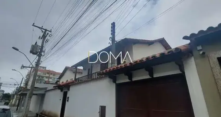 Excelente casa independente no bairro do Braga, próximo a praia!
