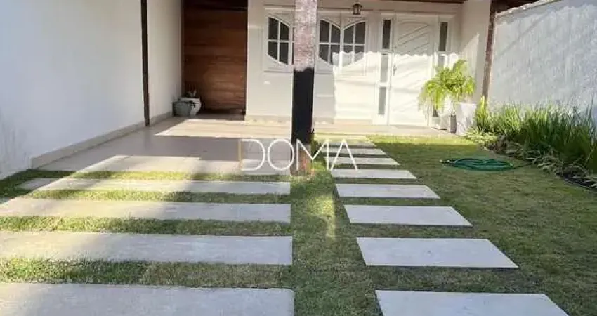 Casa independente com 3 suítes nas Palmeiras! Piscina e área gourmet.
