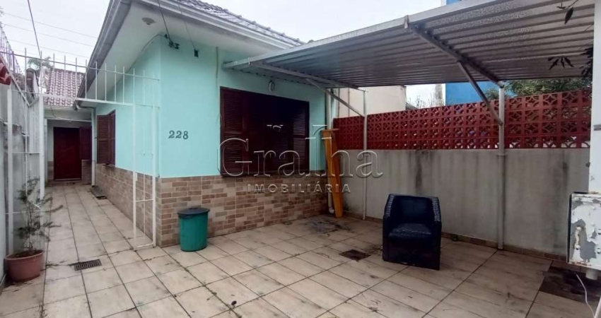 Casa com 3 quartos à venda na Rua Livramento, 228, Santana, Porto Alegre