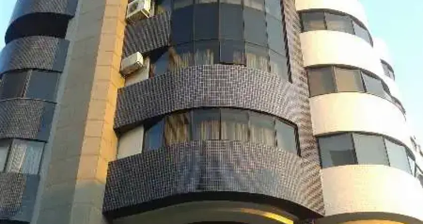 Apartamento com 3 quartos à venda na Rua Castro Alves, 1205, Moinhos de Vento, Porto Alegre
