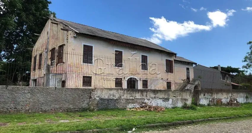 Casa com 9 quartos à venda na Rua Comendador Castro, 209, Ipanema, Porto Alegre