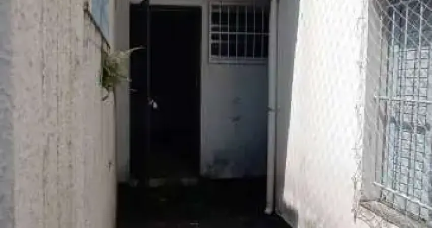 Casa com 1 quarto para alugar em Santa Teresinha, São Paulo 