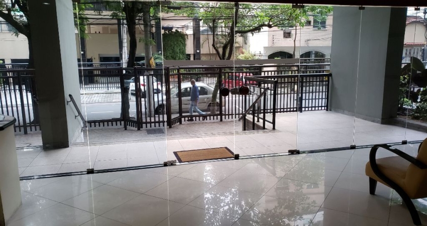 Apartamento 02 Quartos Suíte Dependencias e Garagem