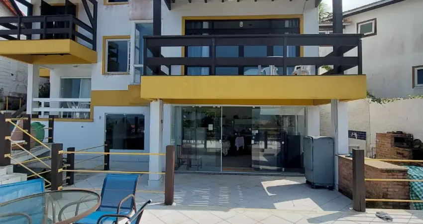 Confortavel Residencia Indevassada  em Camboinhas