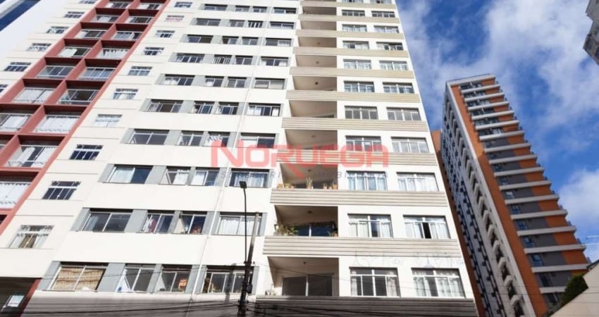 Imóvel Residencial de 3 Quartos à Venda no Centro de Curitiba-PR: 88,50 m², 2 Salas e 2 Banheiros