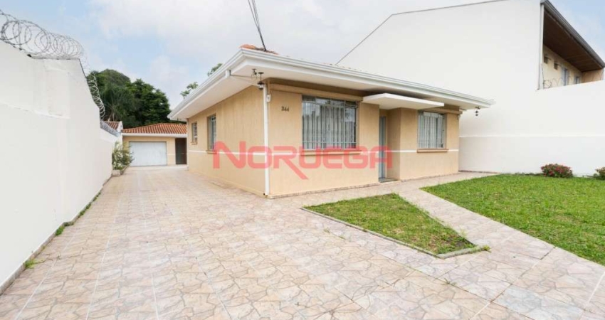 Casa Comercial para Locação em Curitiba-PR, Bairro Alto - 7 Salas, 2 Banheiros, 5 Vagas de Garagem, 218,70m².