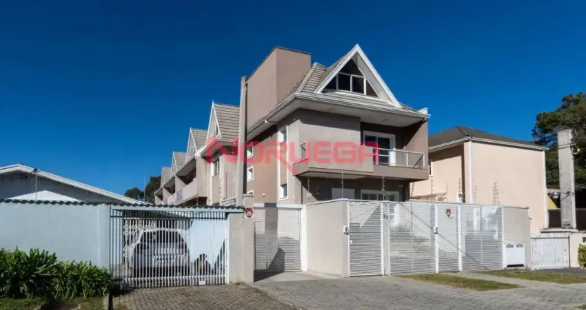 Imóvel à venda em Curitiba-PR: Casa com 3 quartos, 1 suíte, 3 salas, 3 vagas de garagem e 284,21m² - Bairro Santa Felicidade.