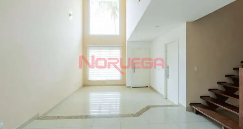 Casa com 3 quartos para alugar no Vista Alegre, Curitiba