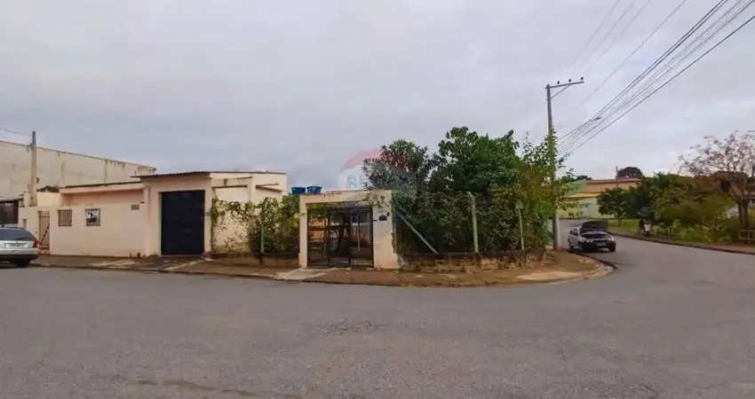 Casa à venda jardim paulistano 3 quartos 2 banheiros|salto de Pirapora 256 mil!