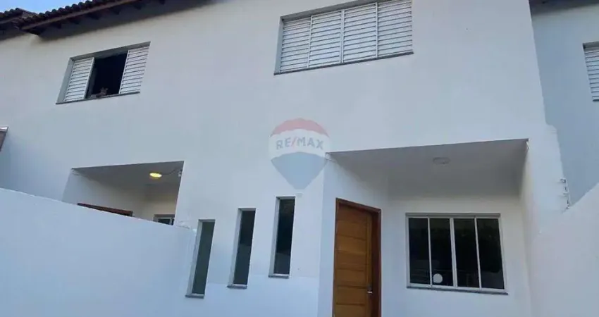 Casa Charmosa no Jardim Ilha das Flores com 2 dormitórios