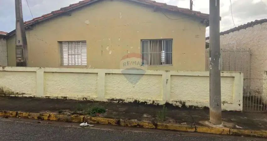 Casa de oportunidade no coração de salto de pirapora - 2 dormitórios