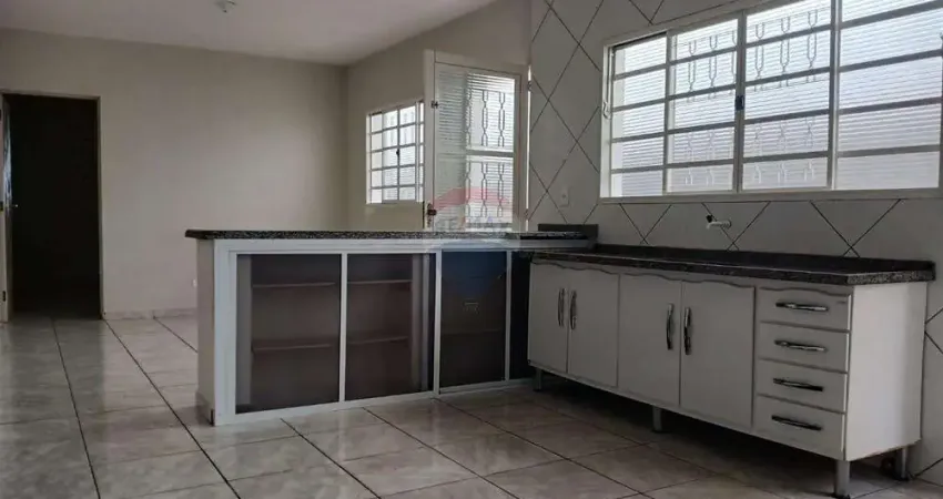 Casa com 2 quartos à venda na Elesbão Gonçalves, 61, Jardim Maria Clara, Salto de Pirapora