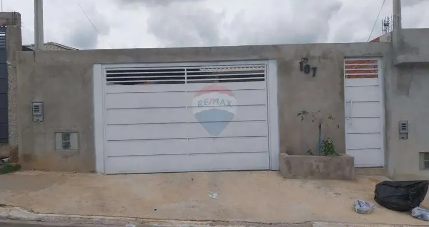 Casa á venda 2 quartos/1banheiro/cozinha ampla integarada com sala/250 mil no novametropolitana!