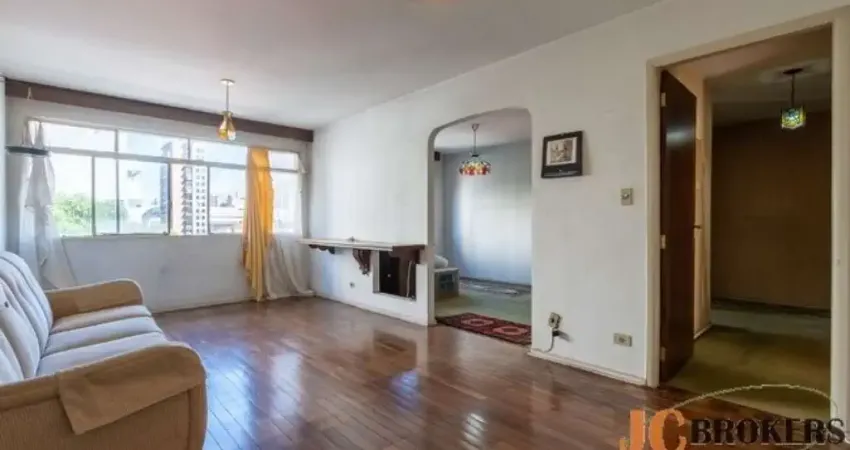 Apartamento com 105 m² de área útil,  3 dormitórios sendo 1 suíte, 1 vaga