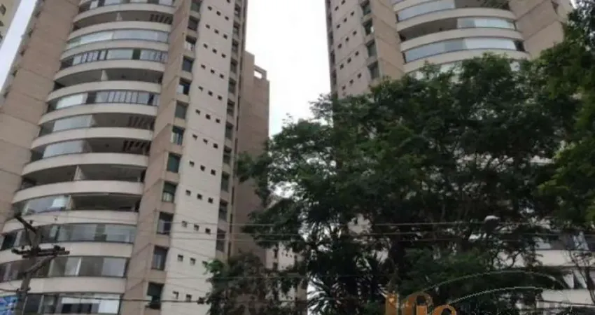 Apartamento com 121m² de área útil, 3 dormitórios sendo 2 suítes, 3 vagas