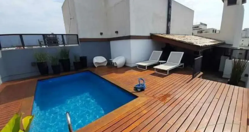 Cobertura com 370m² de área útil, 4 dormitórios sendo 2 suítes (master com closet), 5 vagas