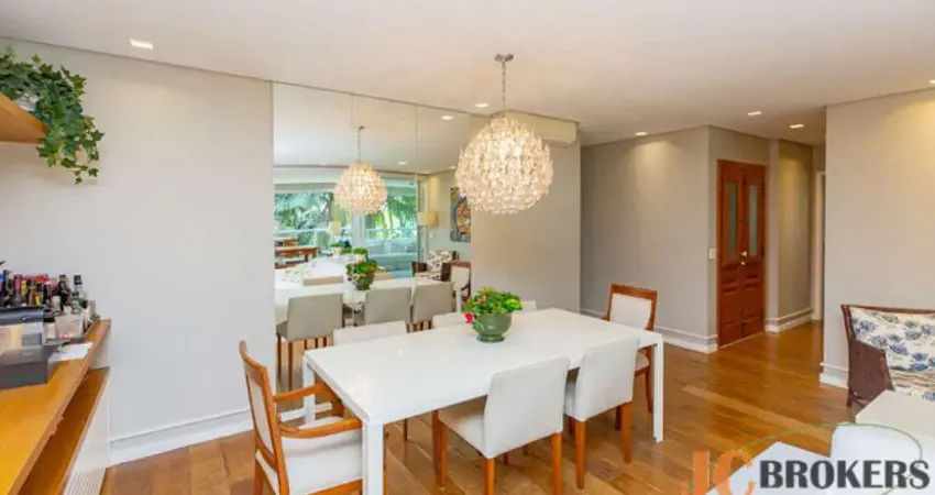 Apartamento com 180m², 4 dormitórios sendo 3 suítes, 3 vagas