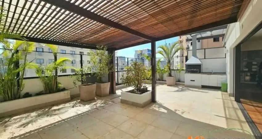 Cobertura tipo penthouse com 136 m², 1 suíte, sala para dois ambientes, terraço, 2 vagas